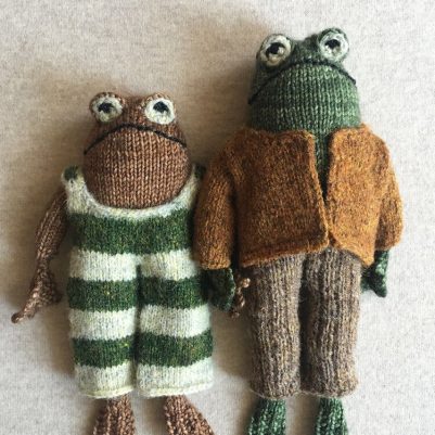 Frog+and+Toad+Clothed