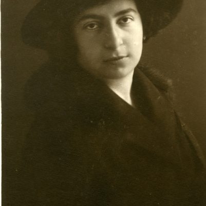 ה מרים ילן שטקליס 1925-6 ברלין גנזים